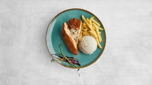 Csirke Cordon Bleu vegyesköret